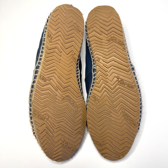 CHANEL CC Blue Red Lambskin Leather Espadrilles Flats Loafers EU 38 fit US 7 - Picture 11 of 14